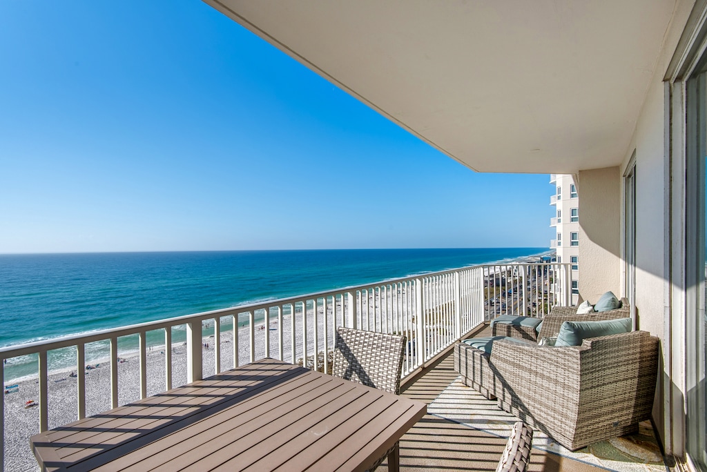 Majestic Sun 813B Balcony views