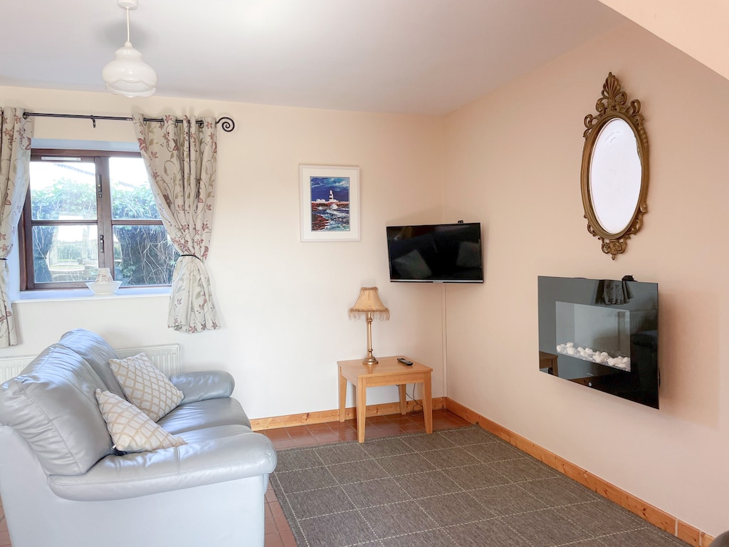 Coninbeg Holiday Cottage, Mill Road Farm, a pet-friendly holiday cottage available beside the picturesque village of Kilmore Quay in County Wexford. Read More & Book Online Today.