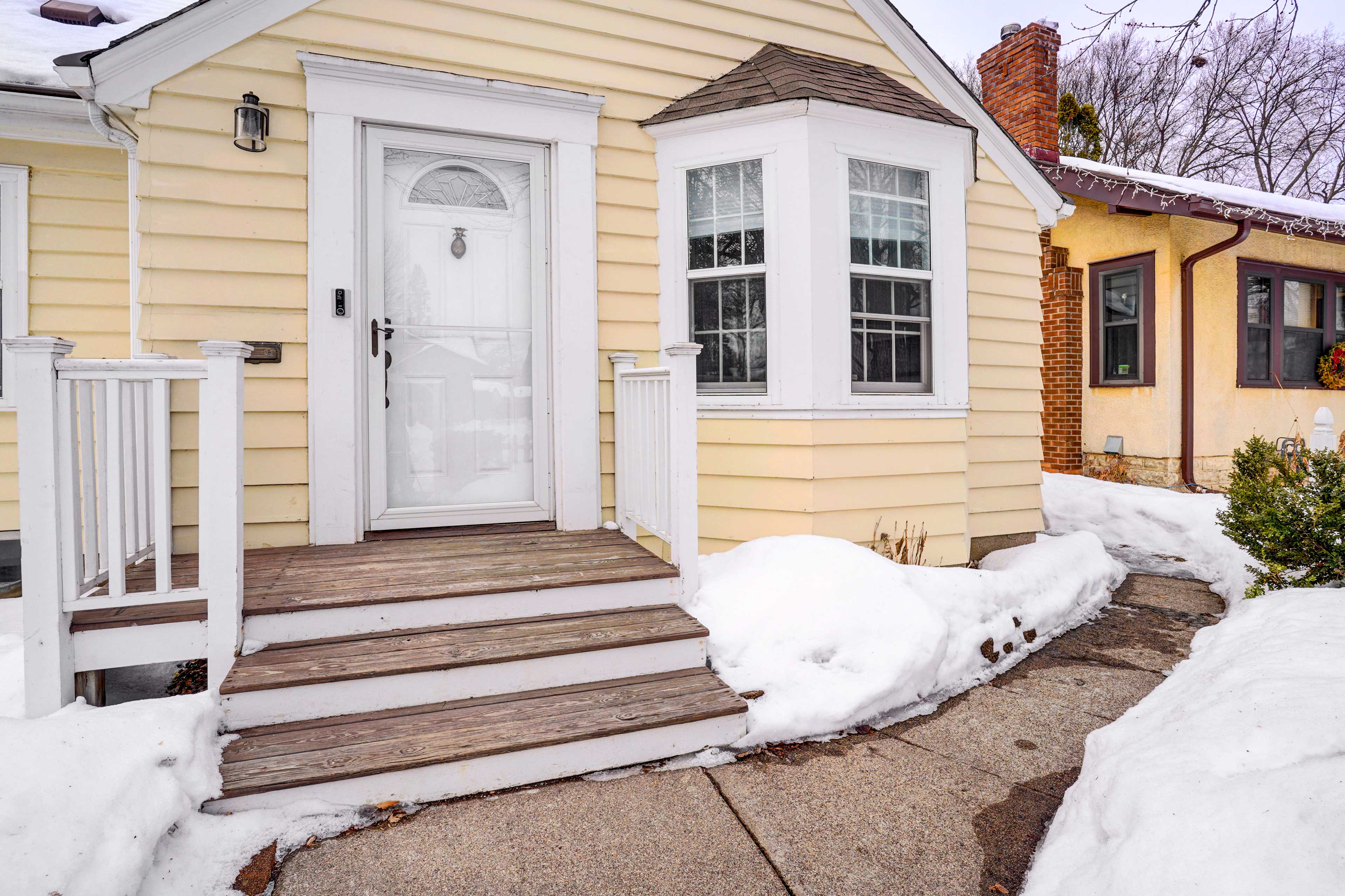 Charming Minneapolis Home < 1 Mi to Lakes!