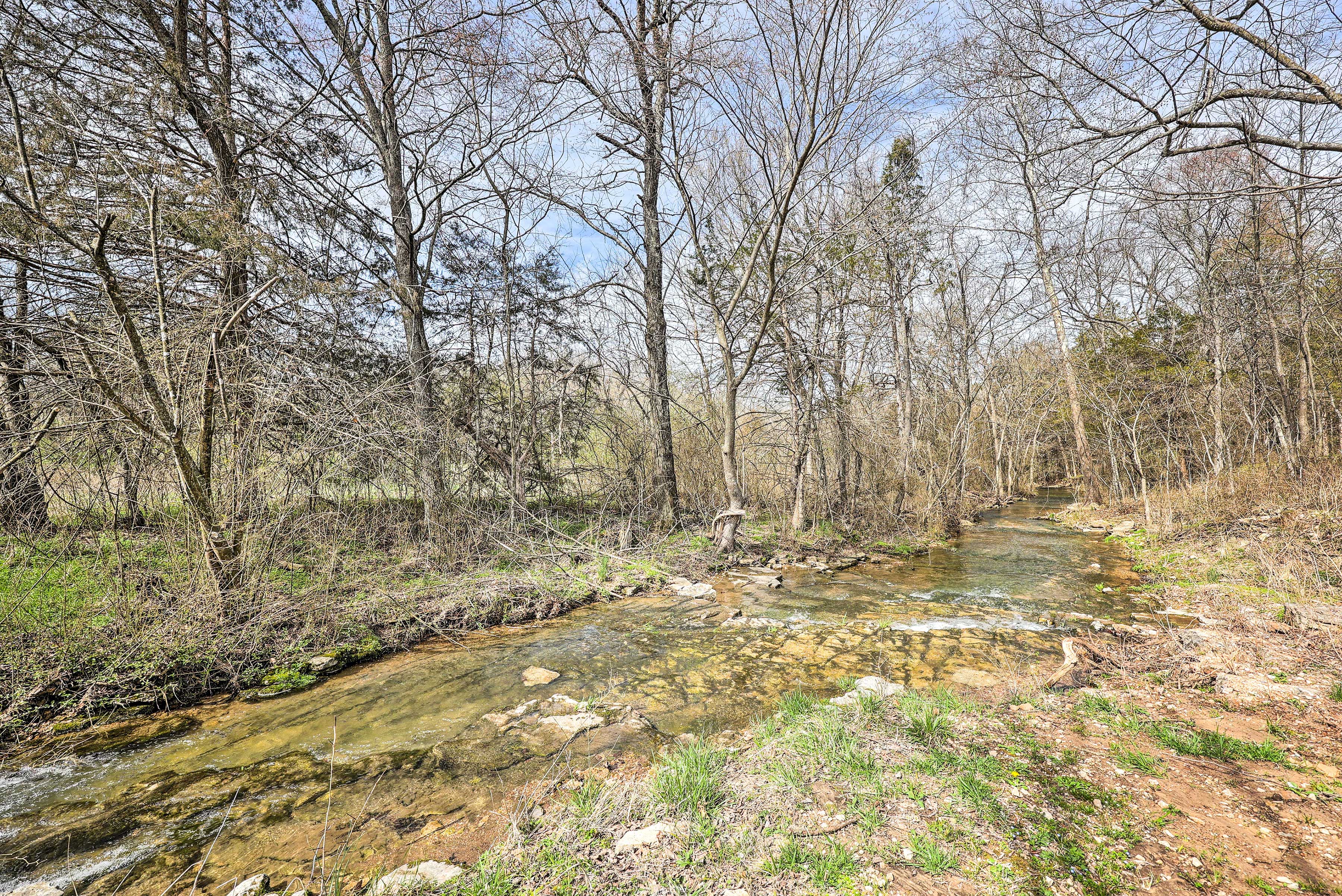 Property Image 1 - Eureka Springs Area Home w/ Porch, Grill!