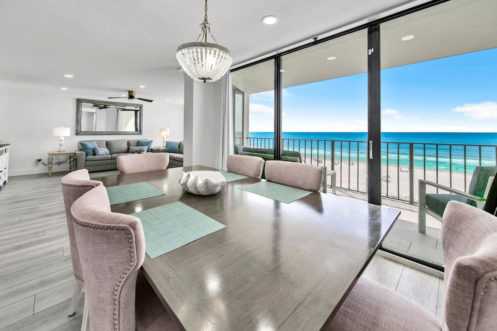 Welcome to Edgewater Tower 2-407