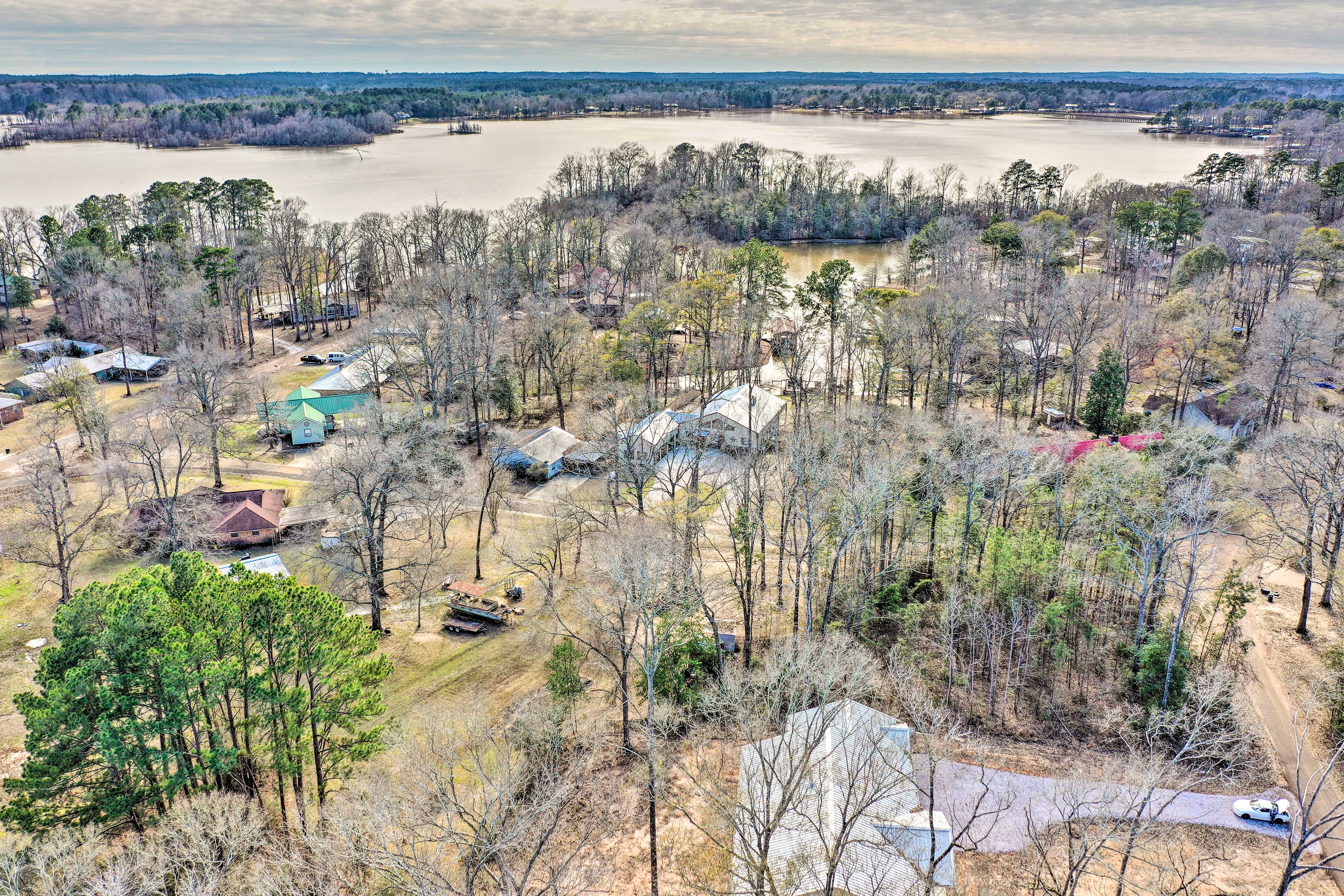 Property Image 2 - Home w/ Screened Porch - Near Toledo Bend Lake!