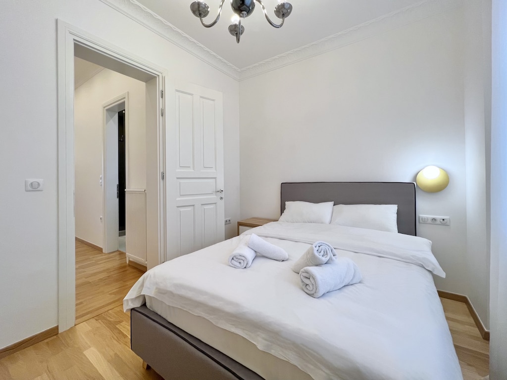 Bedroom 2 with double bed