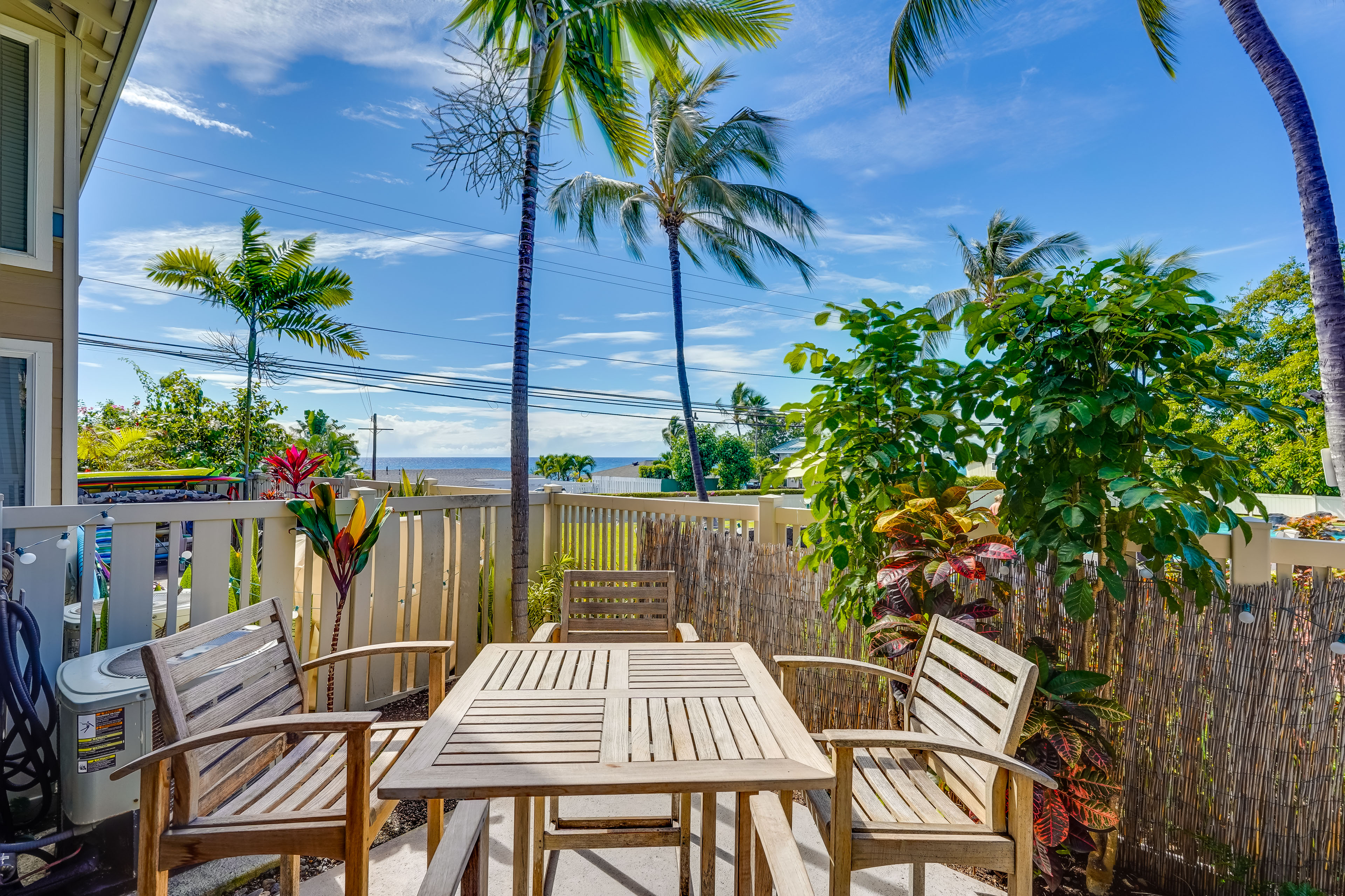 Property Image 2 - Kailua-Kona Vacation Rental - Walk to Beach!