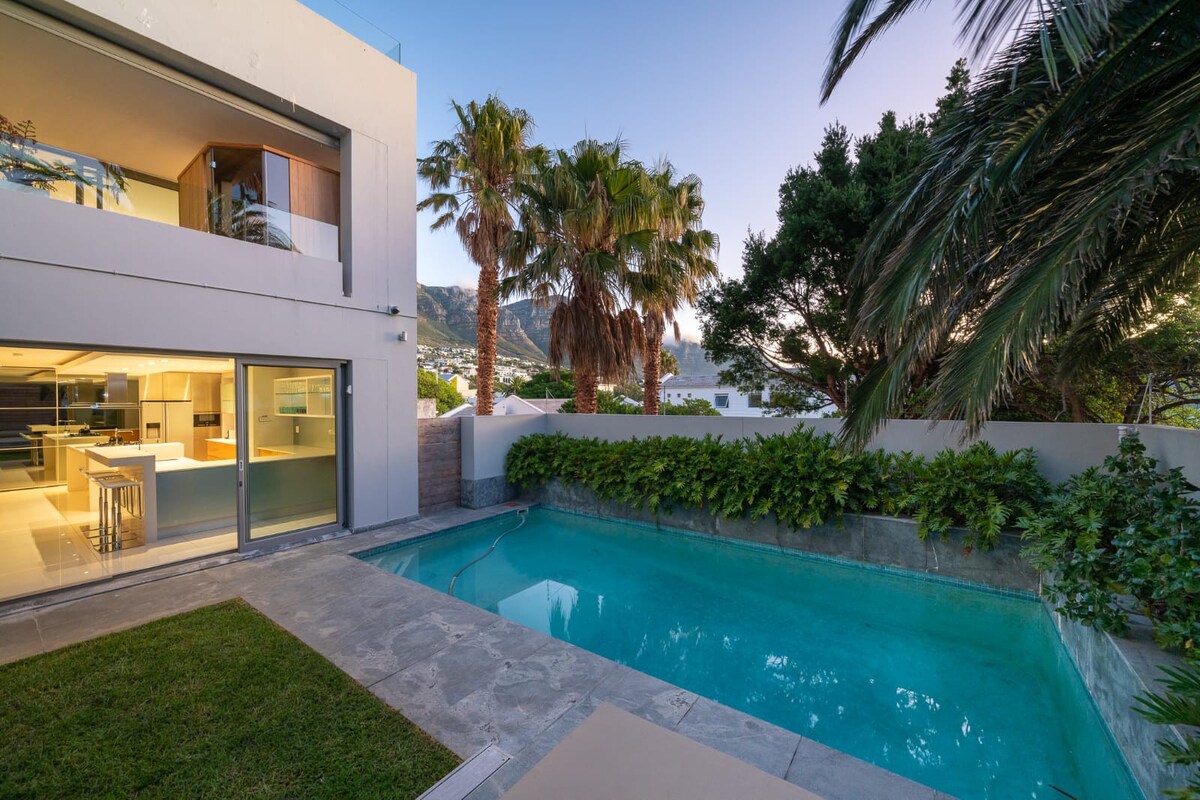 Property Image 1 - Amara Lincoln - 100m from Camps Bay Beach