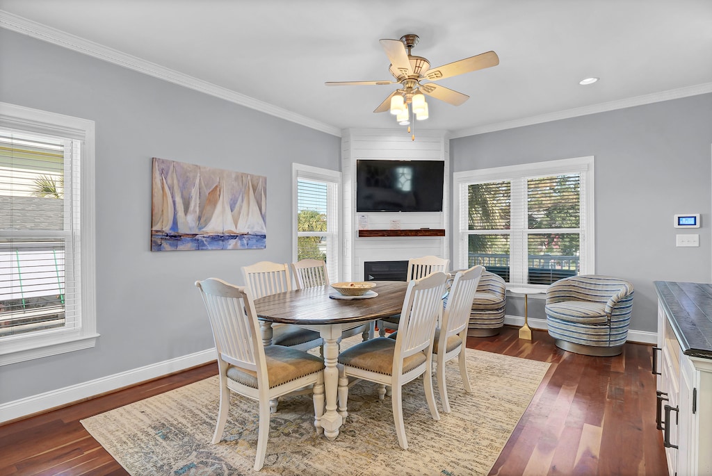 Have a Delicious Meal with your Family at the Dining Area