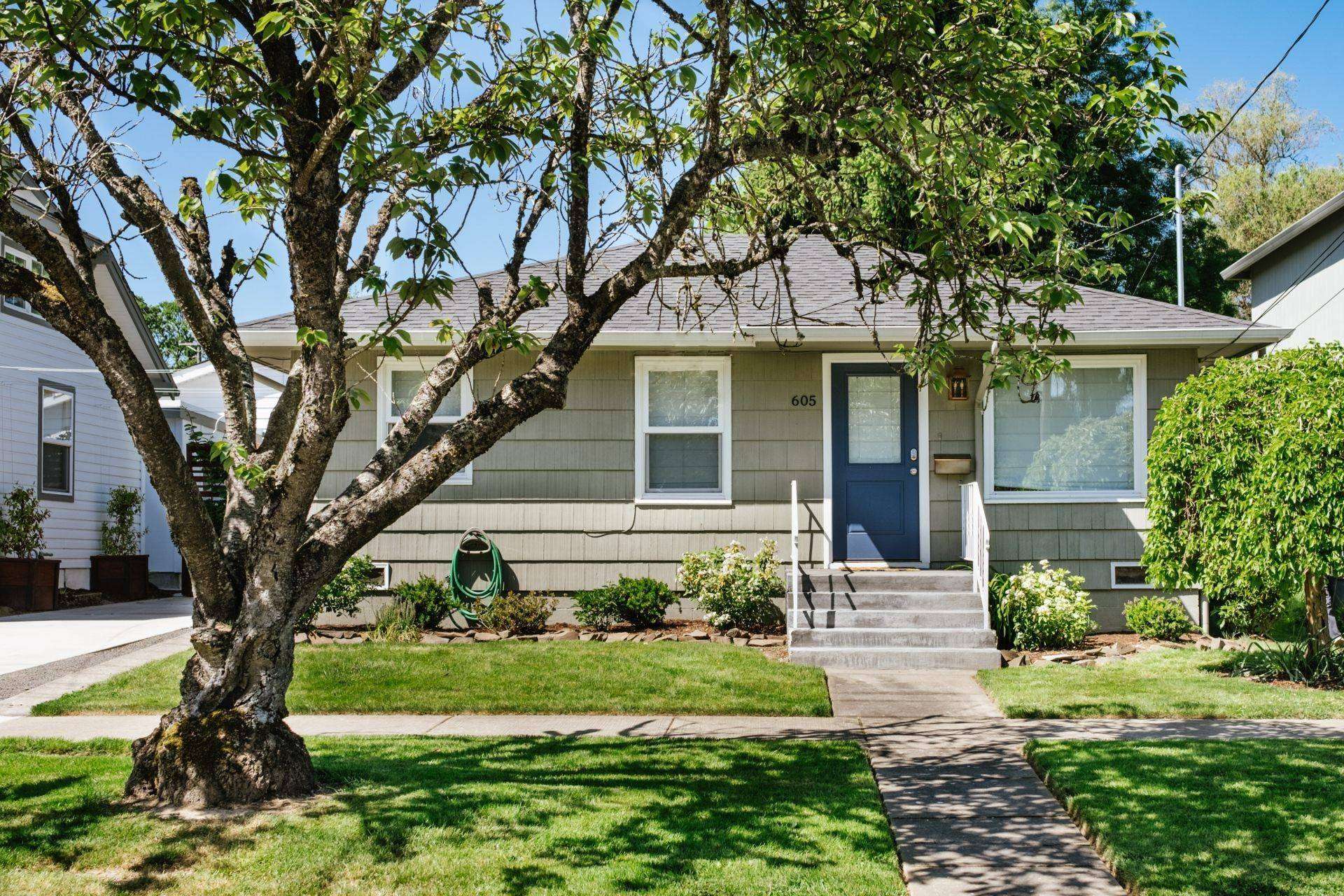 Property Image 1 - Vine and View Cottage