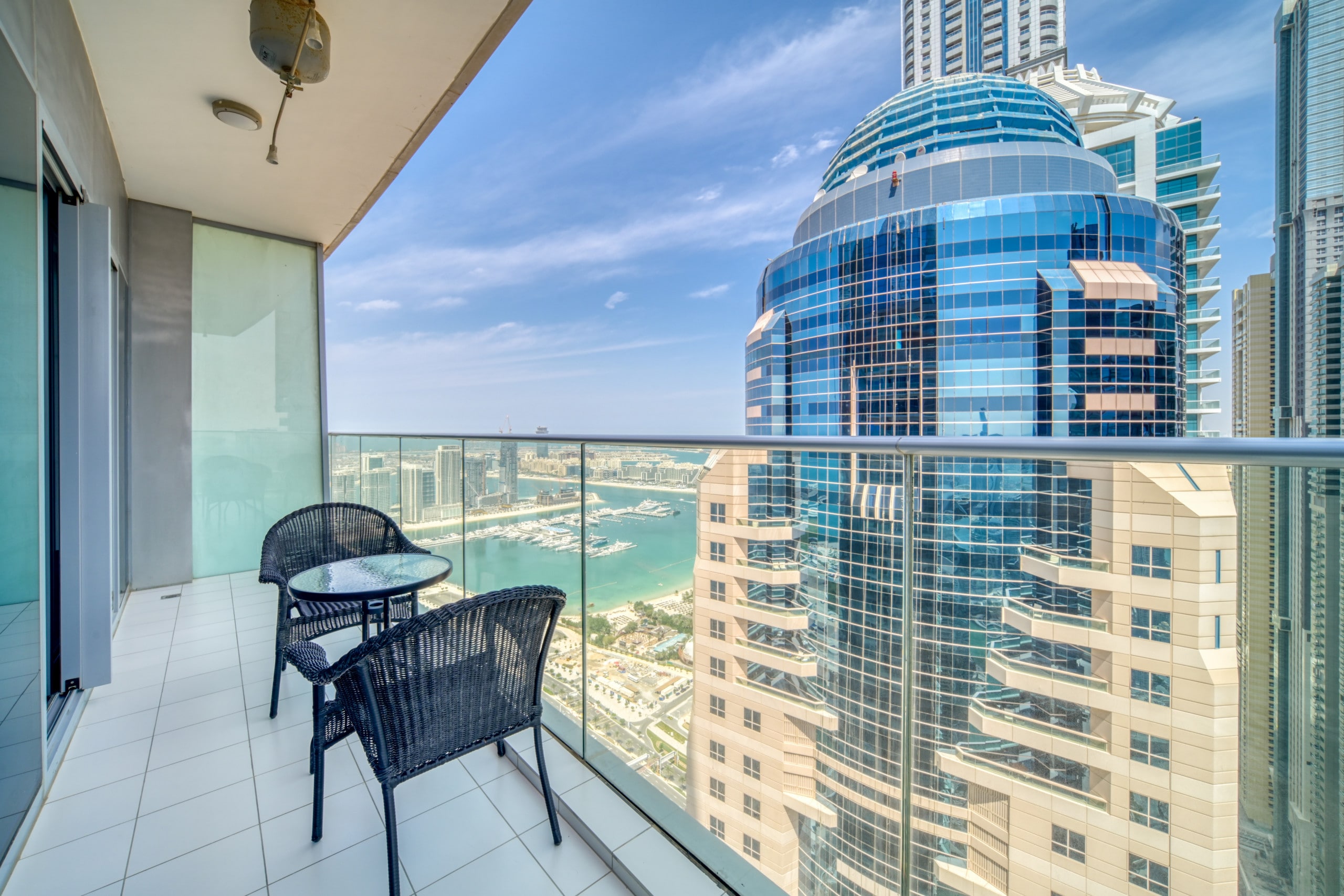 Property Image 2 - High-End Luxe Apt w/ Marina Views