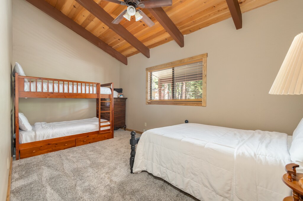 Bedroom 2 (Main Floor)