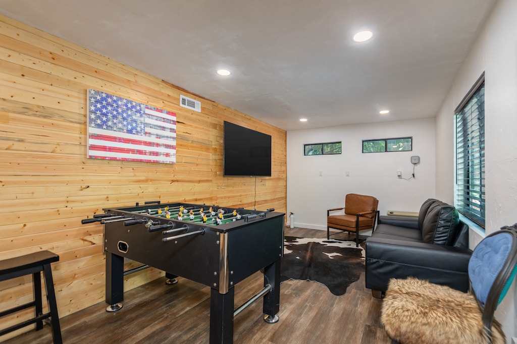 Mountain Fun in Fly-In Acres