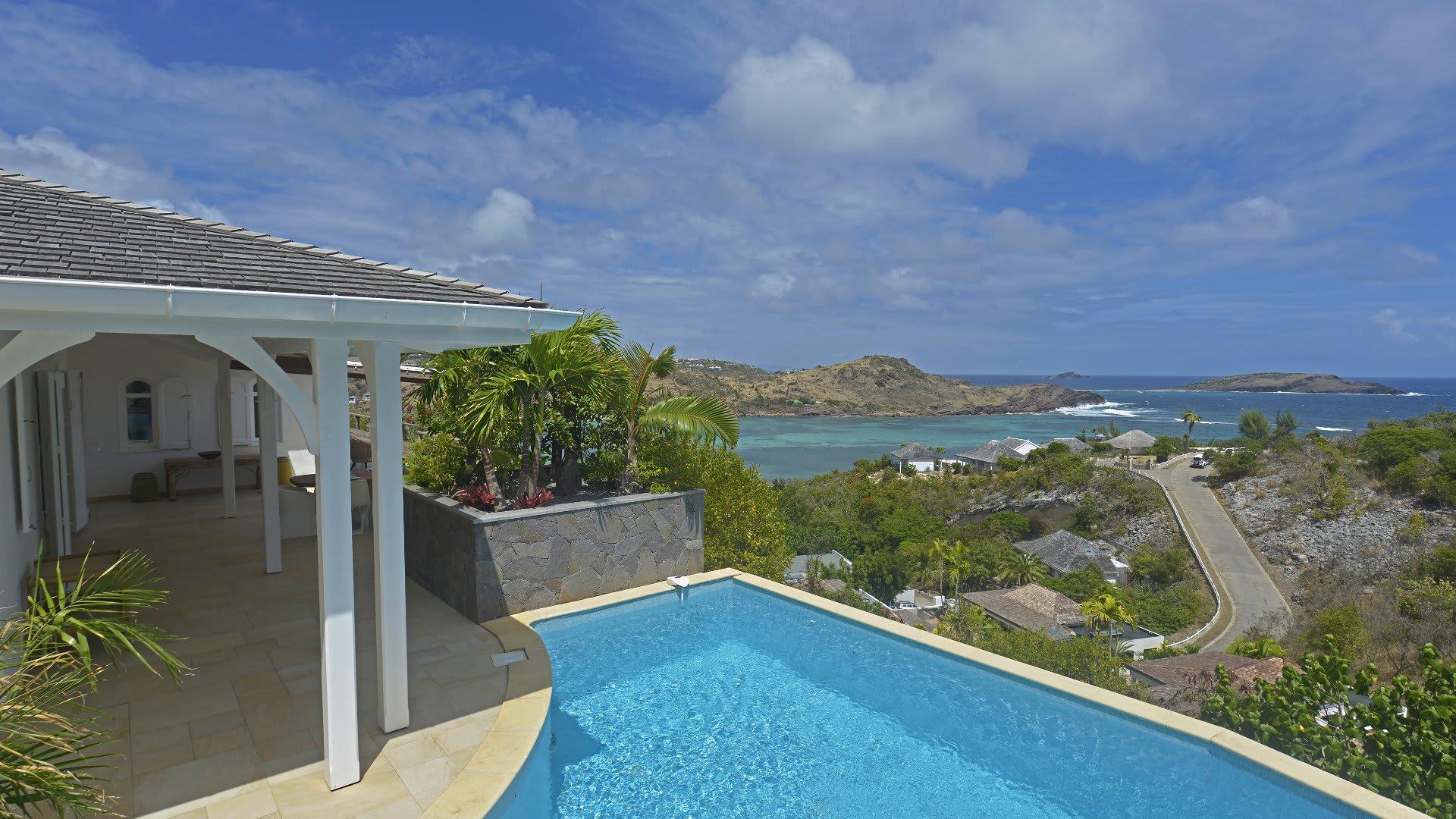 Property Image 1 - Comfortable Villa with Large and Airy Spaces Property Image 1 - Comfortable Villa with Large and Airy Spaces