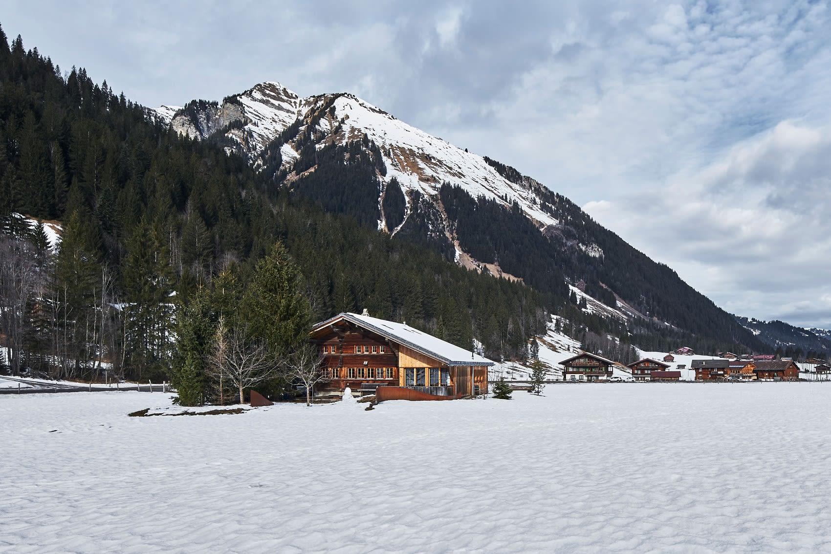 Property Image 2 - Top-notch Gstaad Chalet with supreme interior