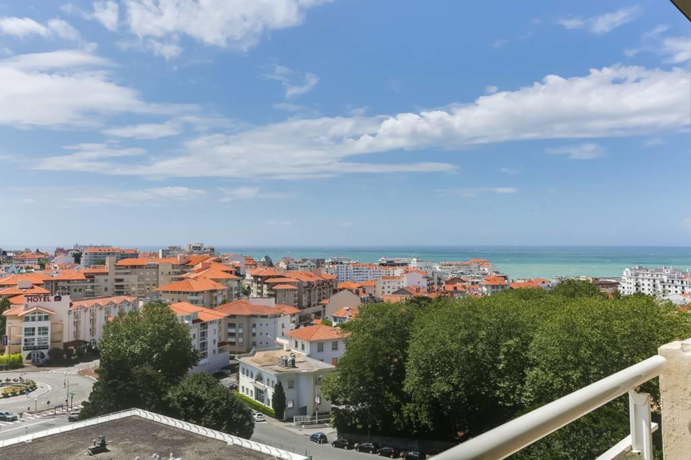 Property Image 1 - Nice apartment with amazing view in Biarritz and parking 