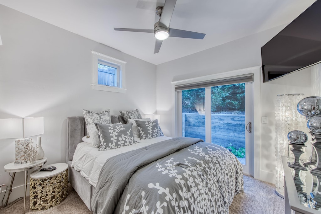Third bedroom with access to the outdoors.