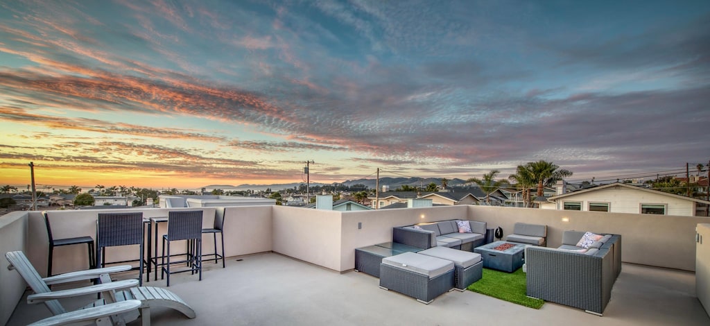 Time to unwind on the rooftop.