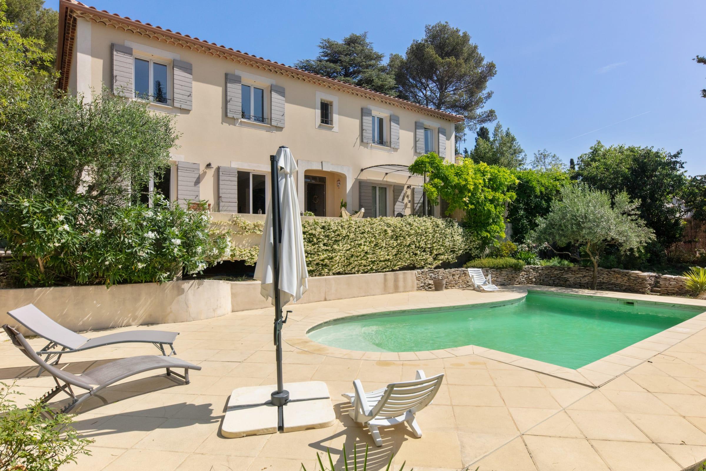 Property Image 1 - Wonderful house with a terrace and pool - Villeneuve-lès-Avignon