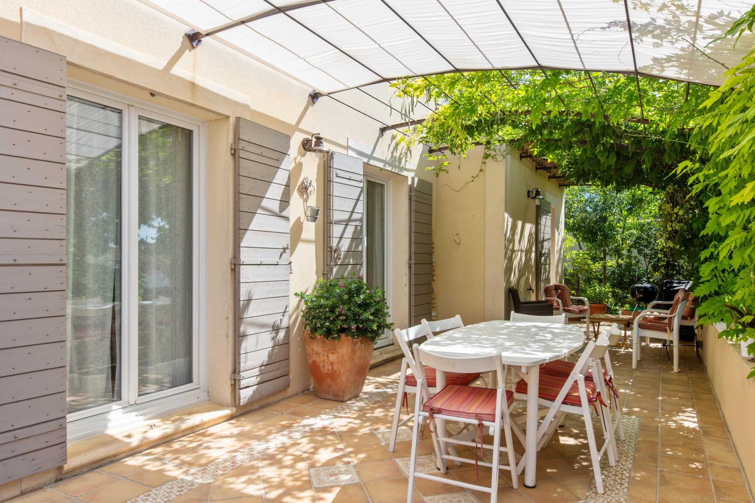 Property Image 2 - Wonderful house with a terrace and pool - Villeneuve-lès-Avignon