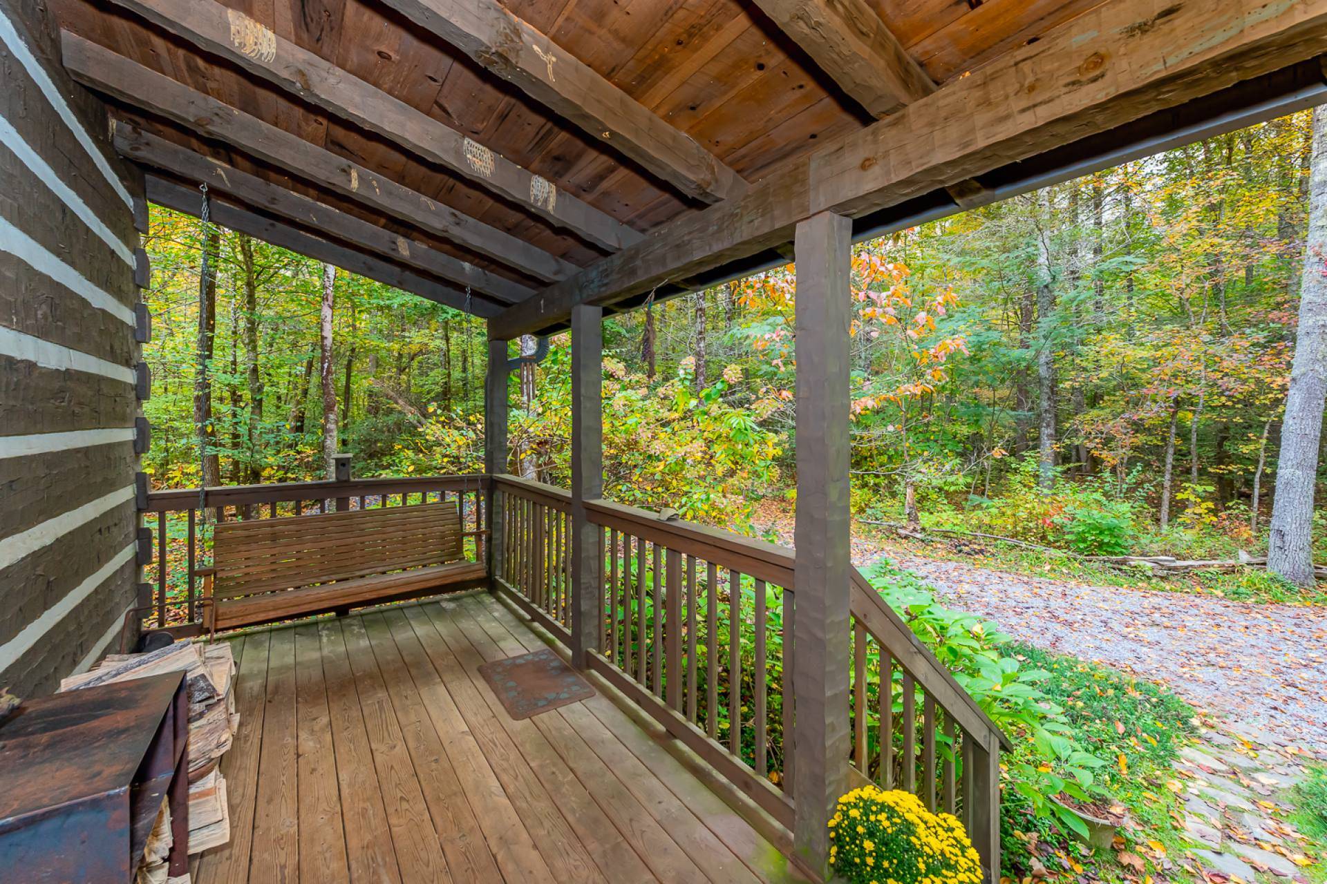 Property Image 2 - Three Brothers Cabin