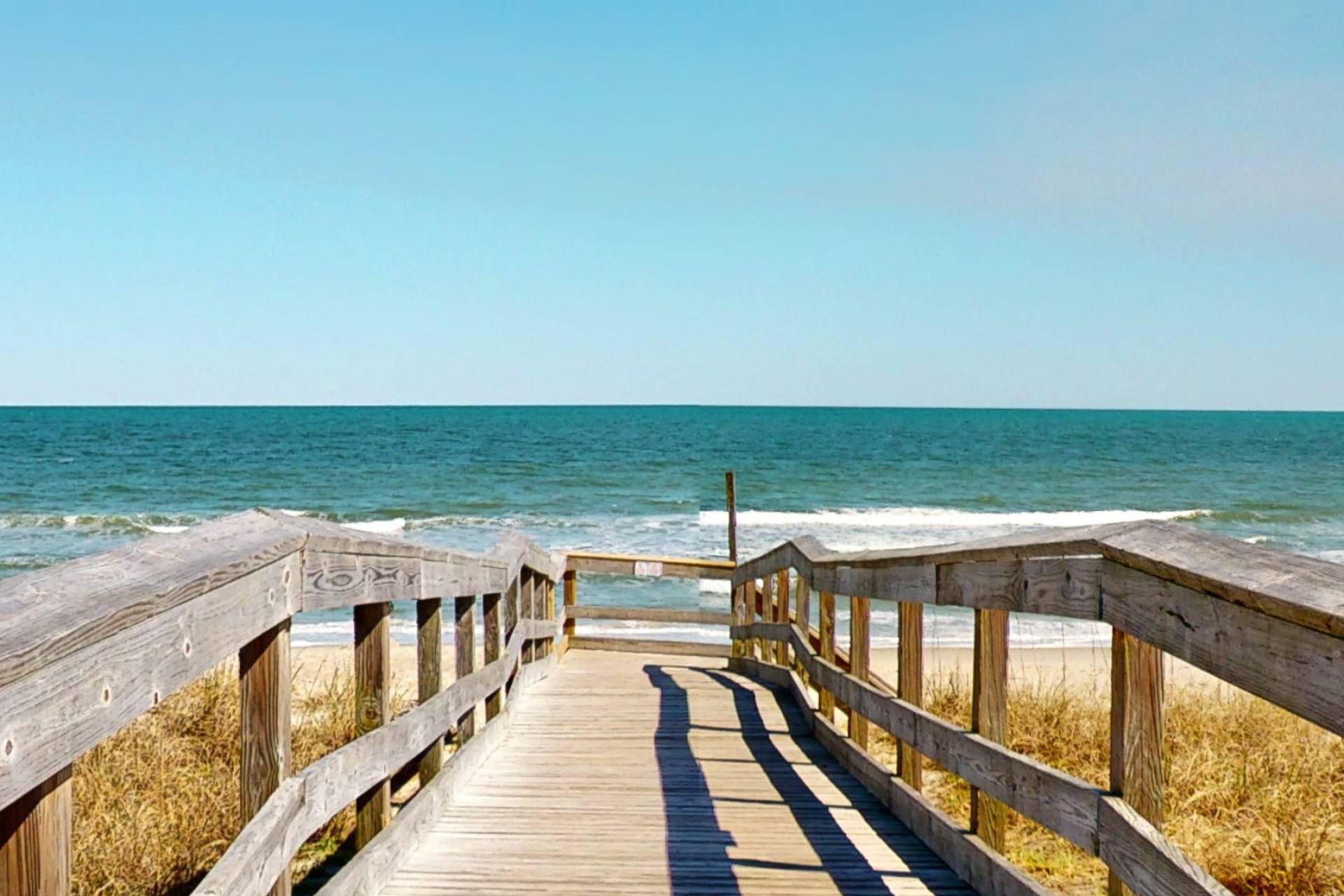 Property Image 2 - Carolina Beachside