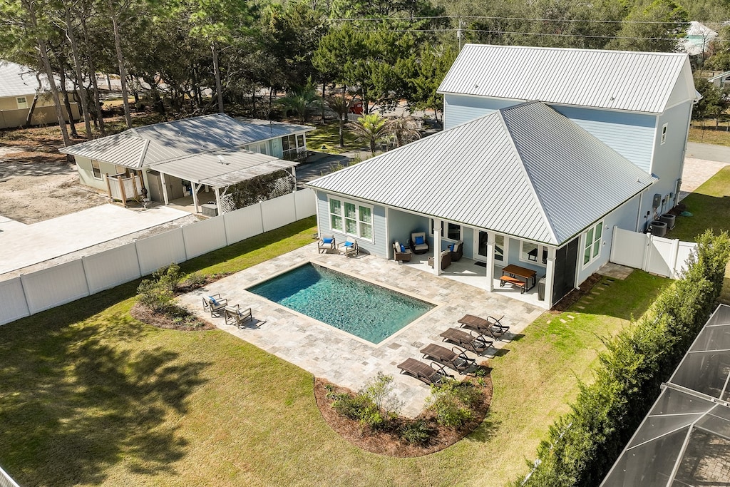 Gorgeous Backyard Pool