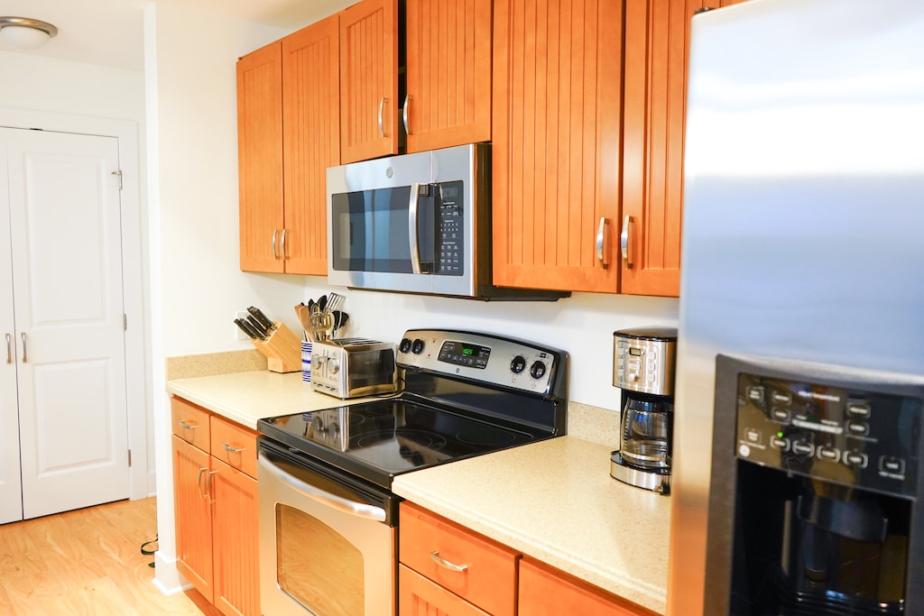 Fully Stocked Kitchen