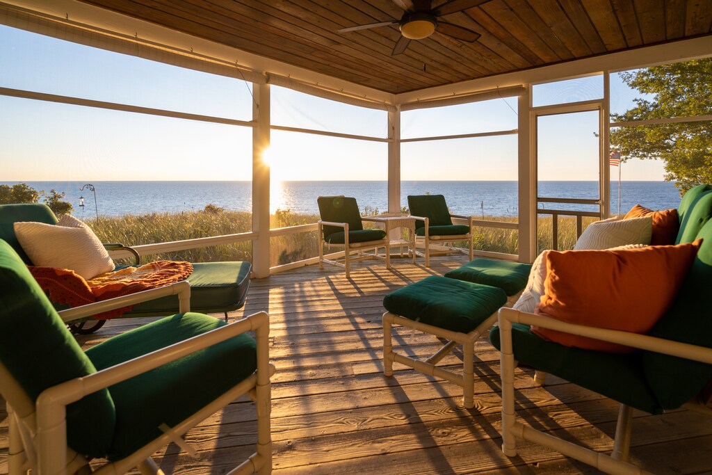 Screened in Porch with Sitting Area