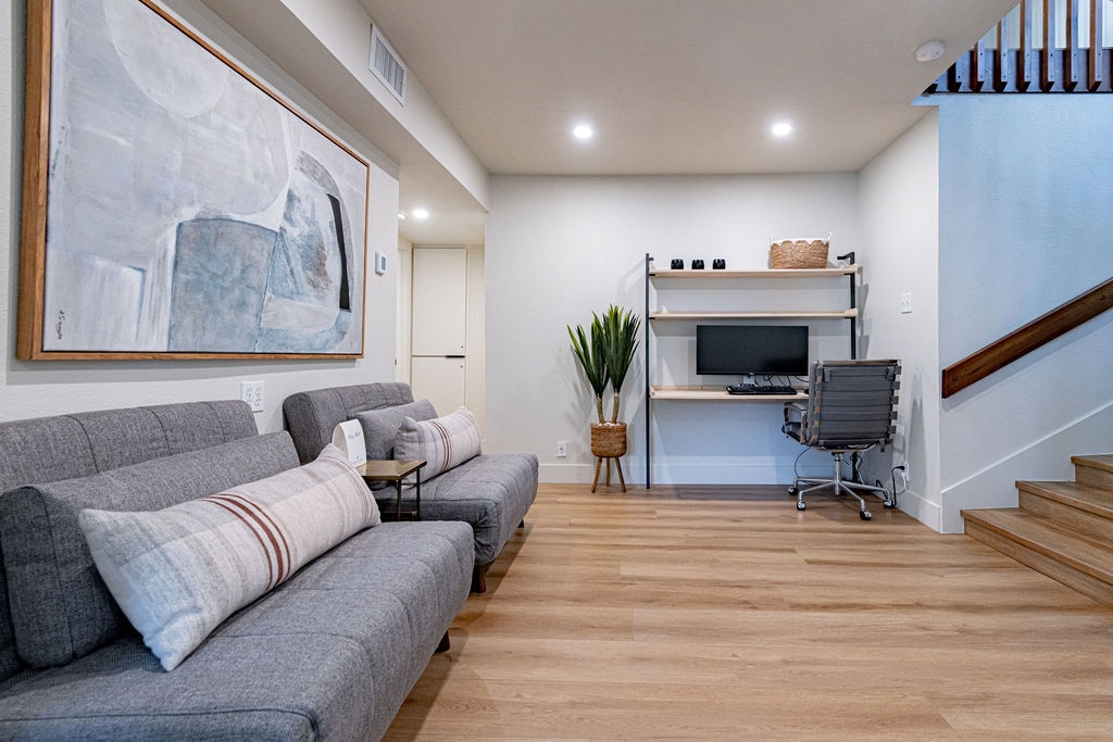 2 Single Sleeper Sofa - Walker Luxury Vacation Rentals