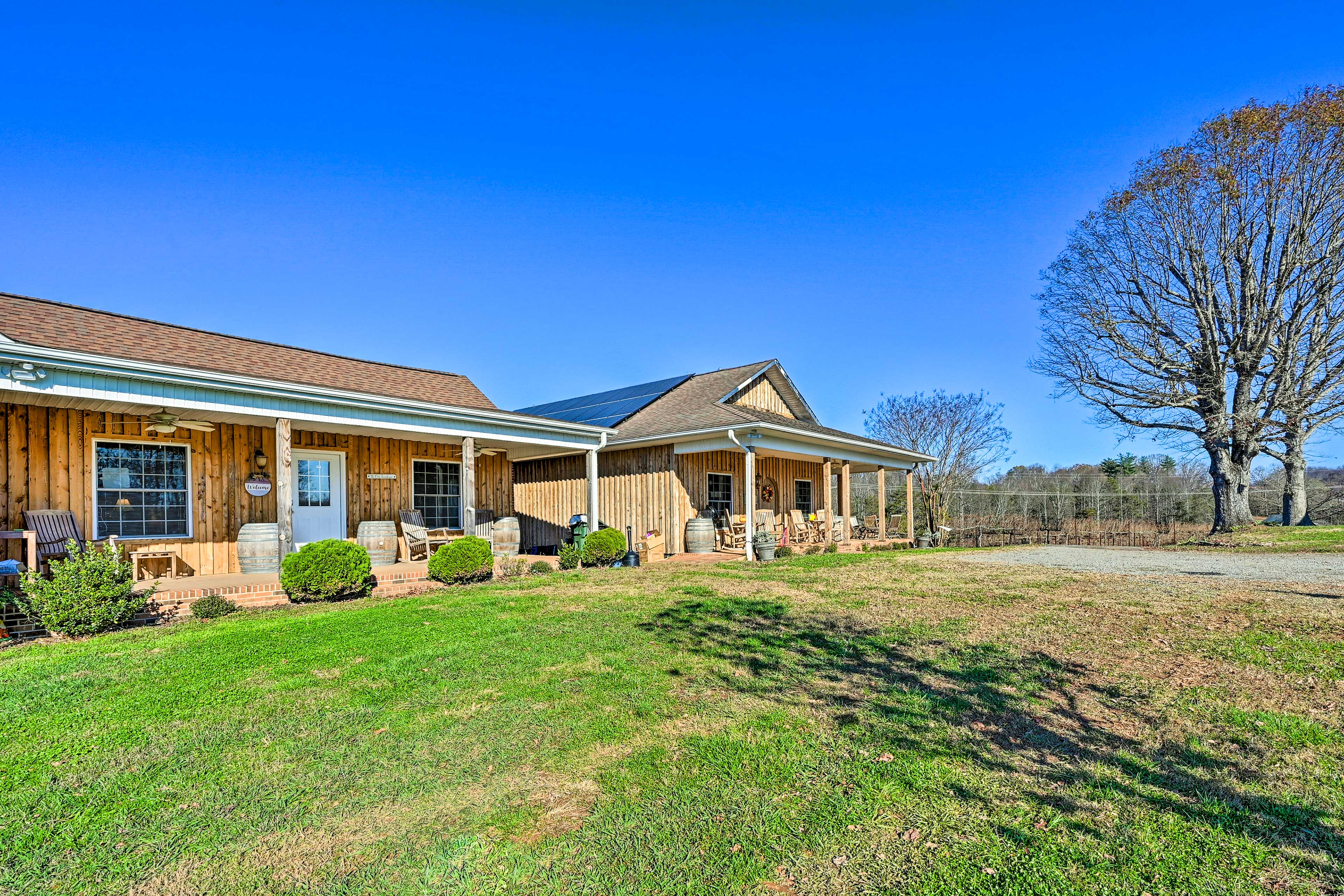 Breathtaking Elkin Getaway w/ Vineyard Views!