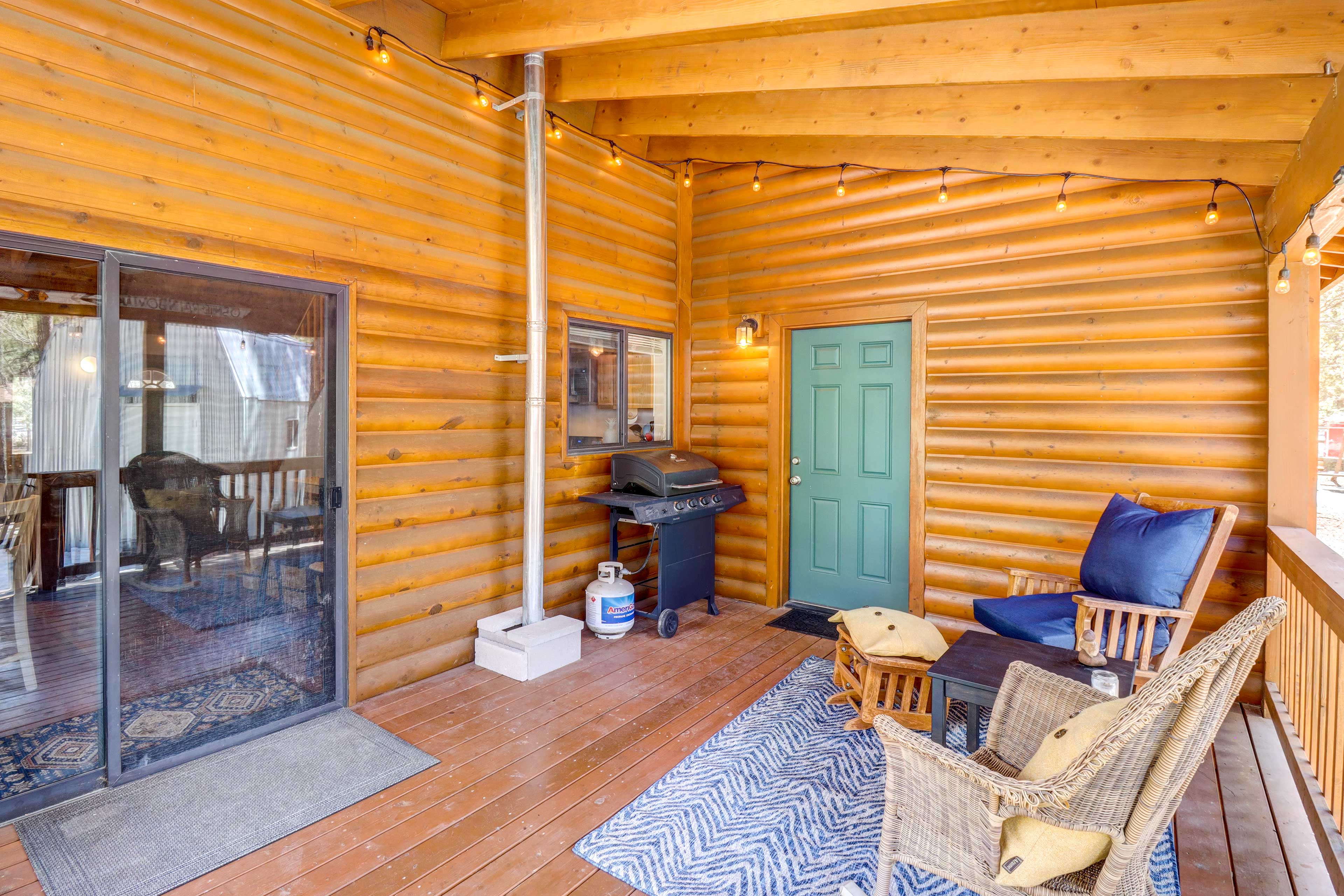 Property Image 2 - Lakeside Cabin Rental w/ Hot Tub - Close to Hiking