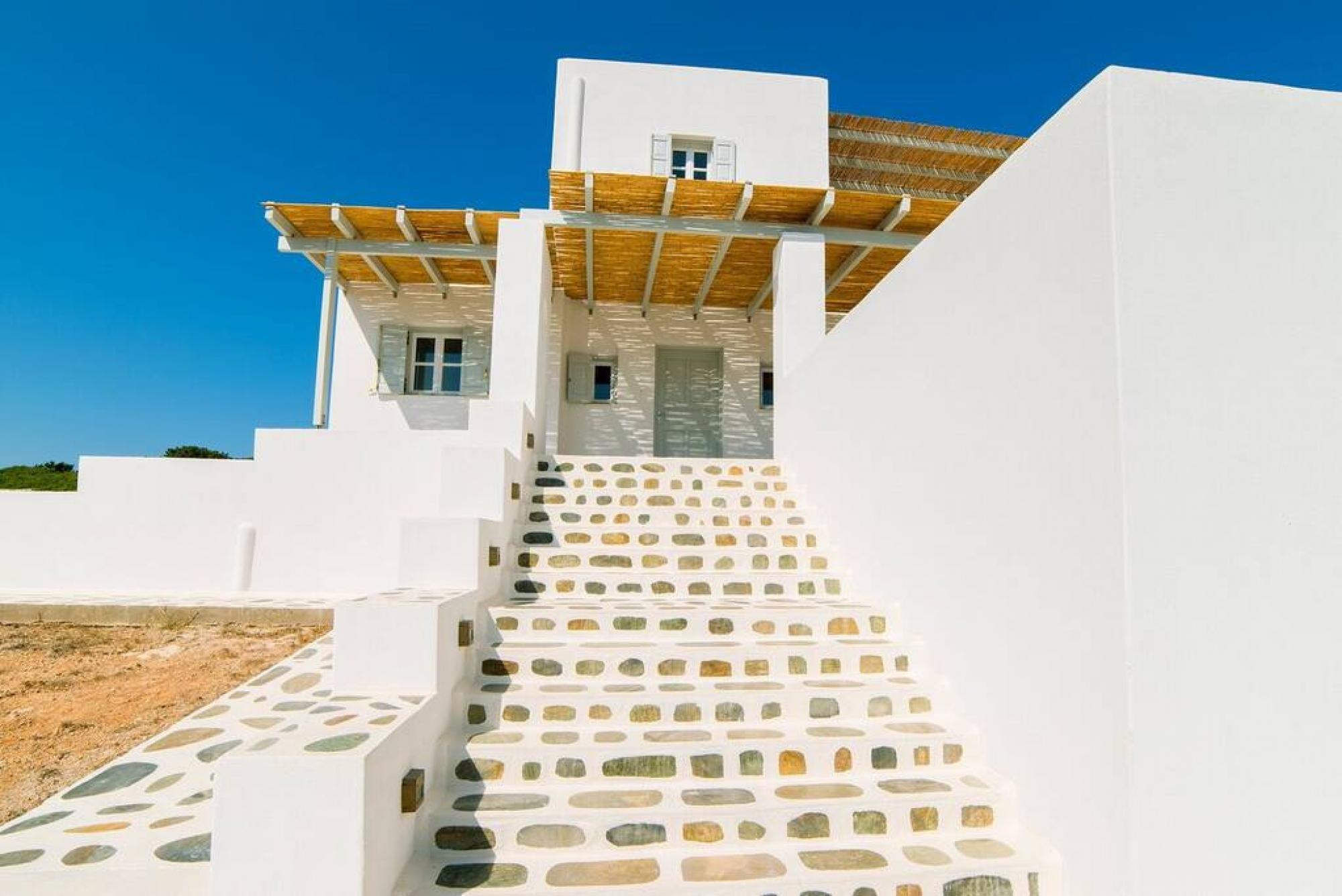 Property Image 1 - Coral Villa with 4 bedrooms in Paros