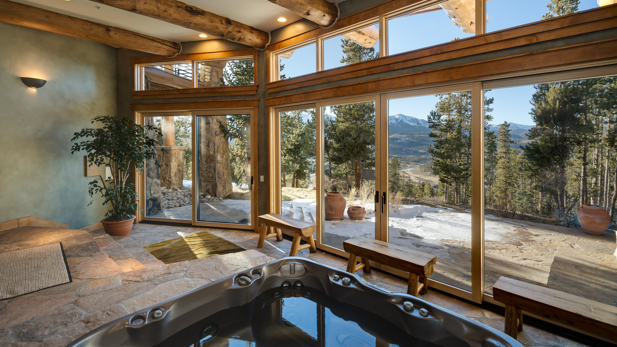 Indoor hot tub