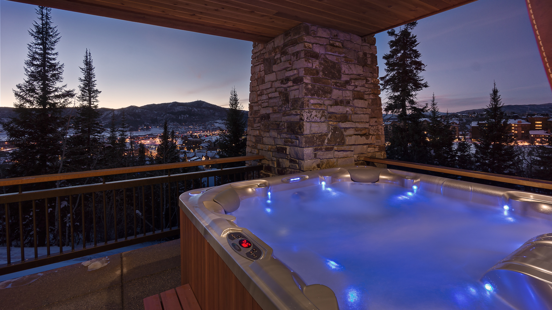 Private Hot tub