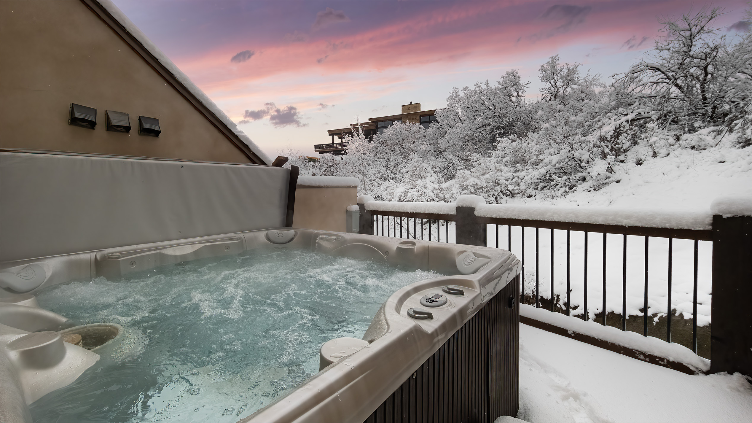 Private hot tub