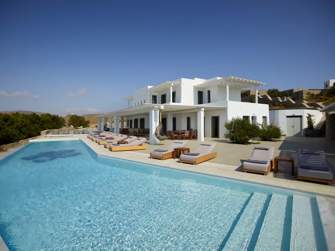Property Image 1 - Elegant Villa With Gym And Pool And Impressive Views
