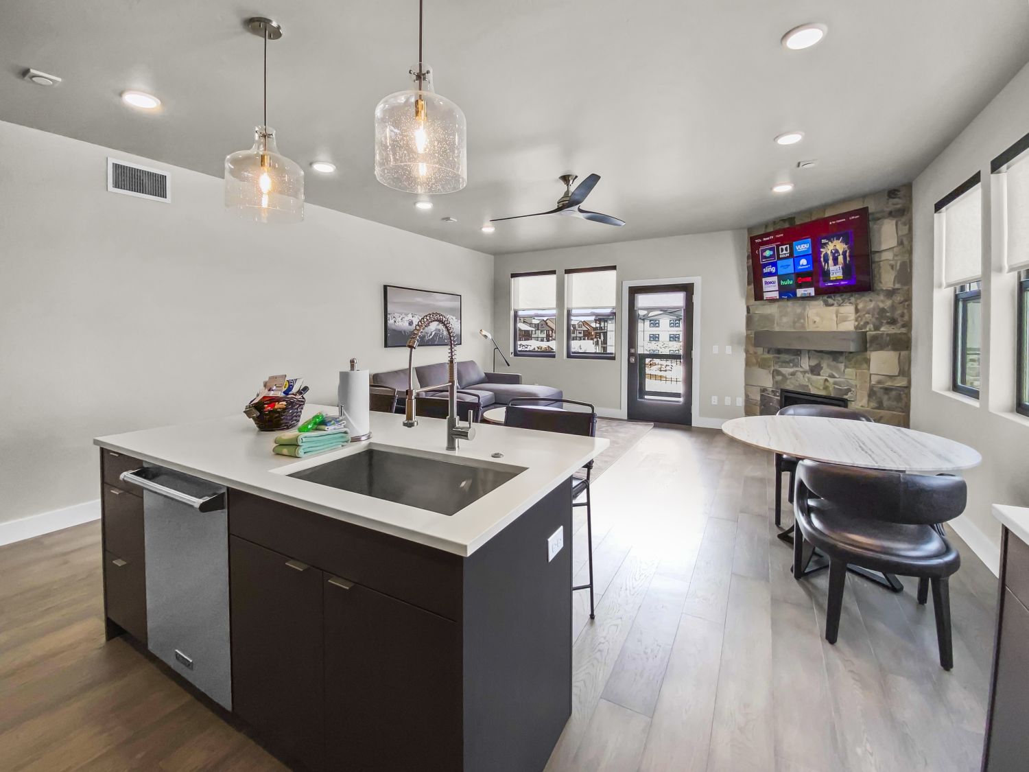 Beautiful New Construction at the Jordanelle! - 