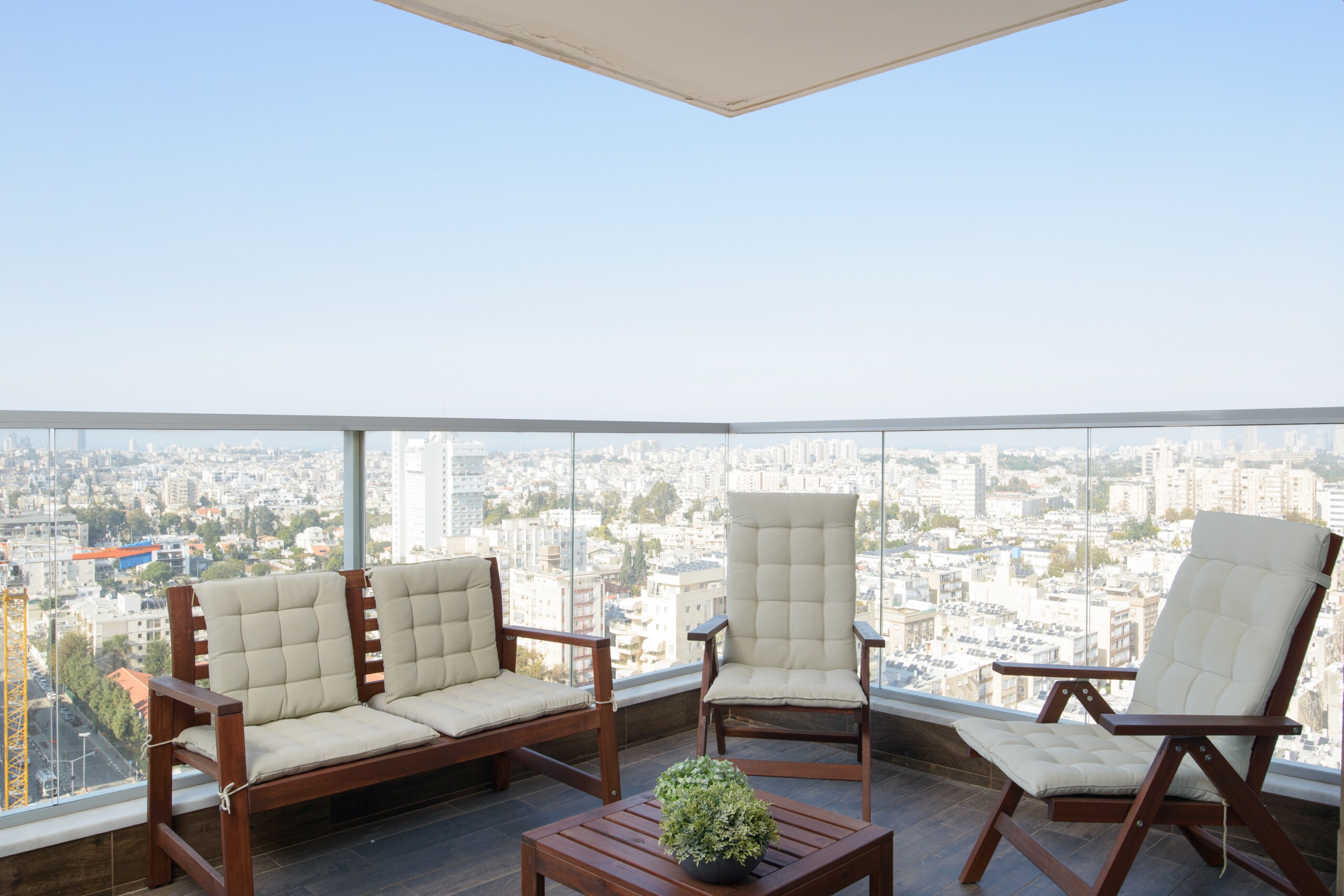 Property Image 2 -  Deluxe & Terrace with City Overview