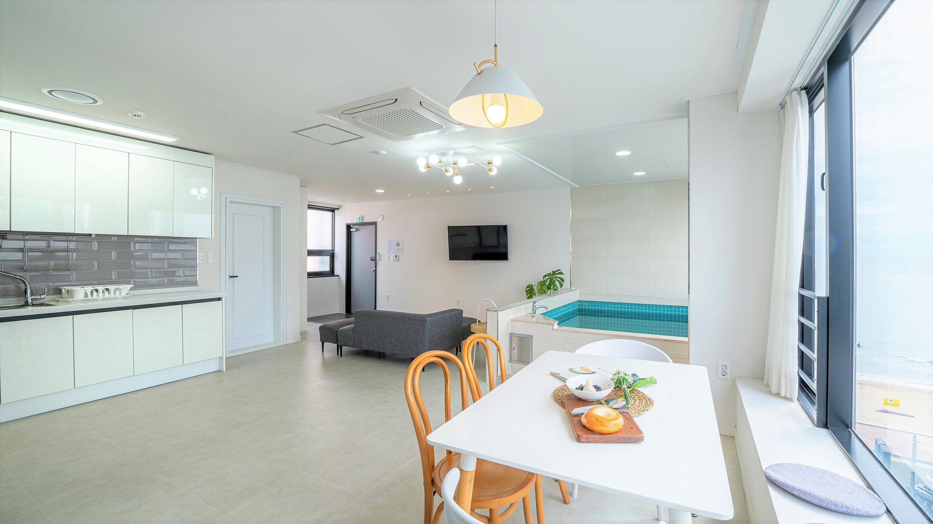 Property Image 2 - Delightful pool villa with Haeundae beach view 502