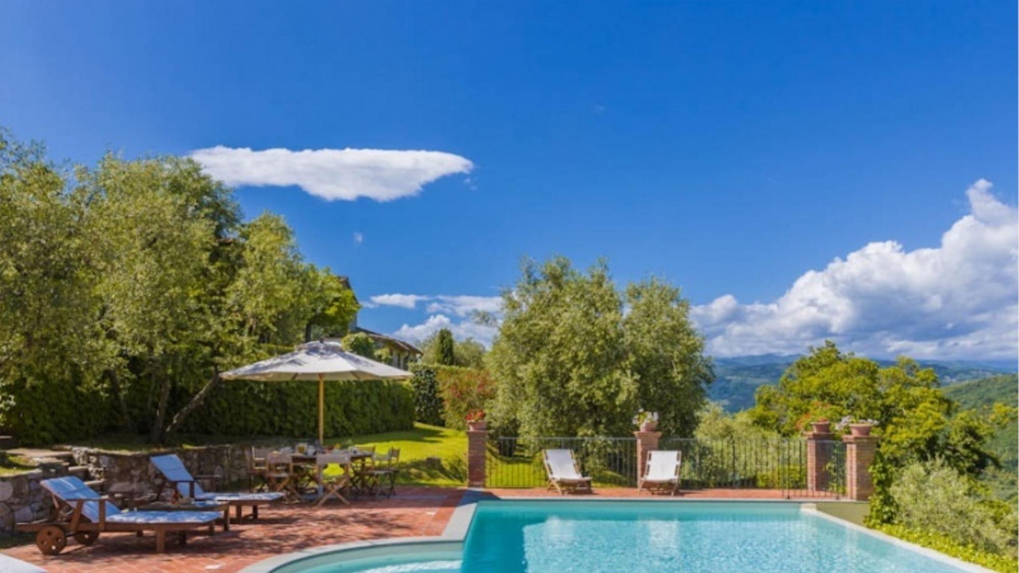 Property Image 2 - Villa Roncosi  beautiful 15-bed villa with jacuzzi-VILLA RONCOSI