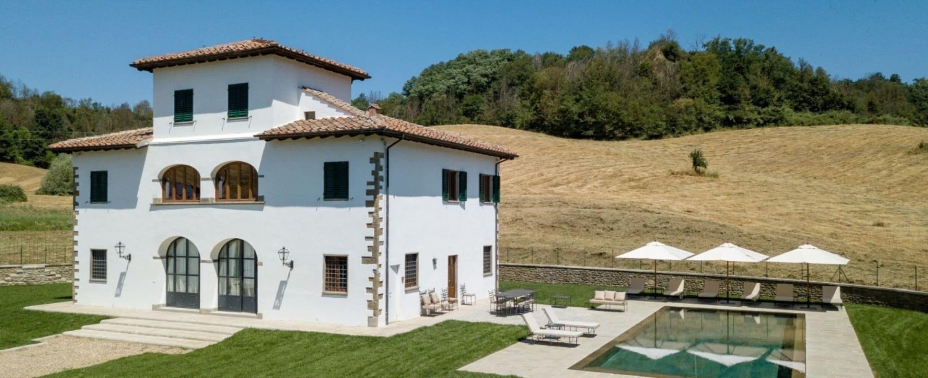 Property Image 1 - Luxury villa in panoramic location 30 minutes from Florence-VILLA IL CIGNO