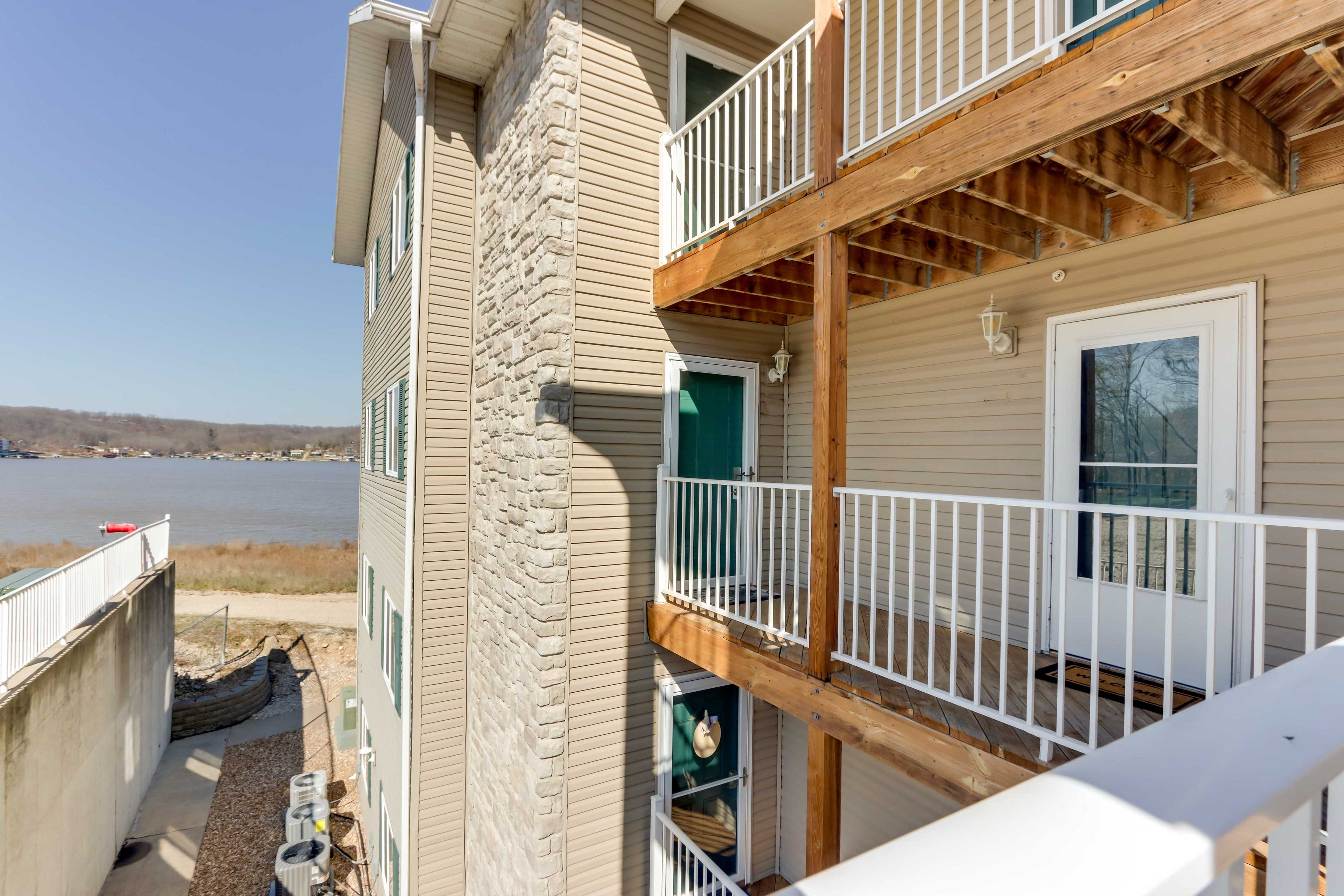 Lakefront Ozark Condo w/ Spacious Balcony!