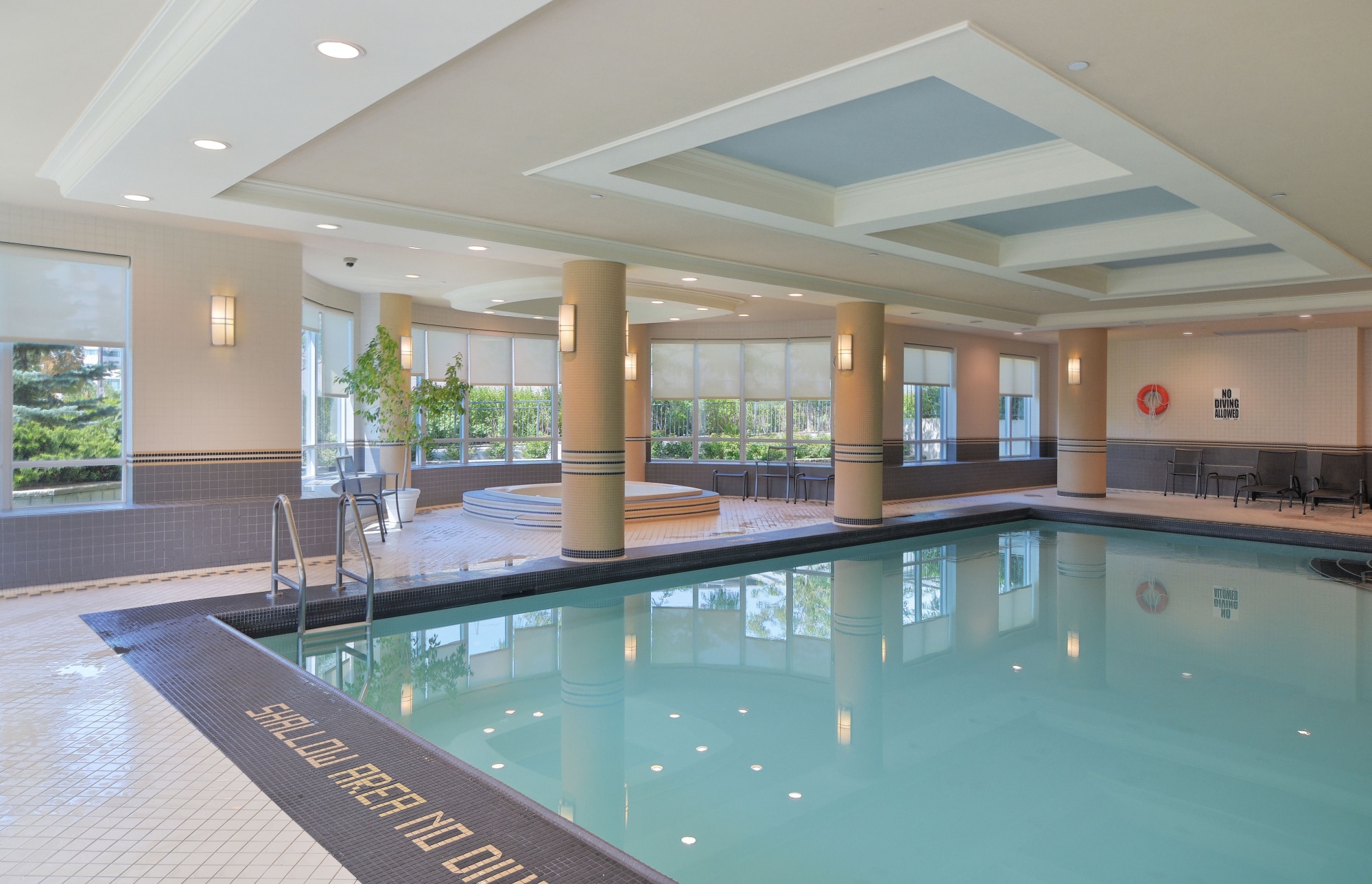 2 Bedroom/2 Bathroom Suite 2 Bedroom/2 Bathroom Suite