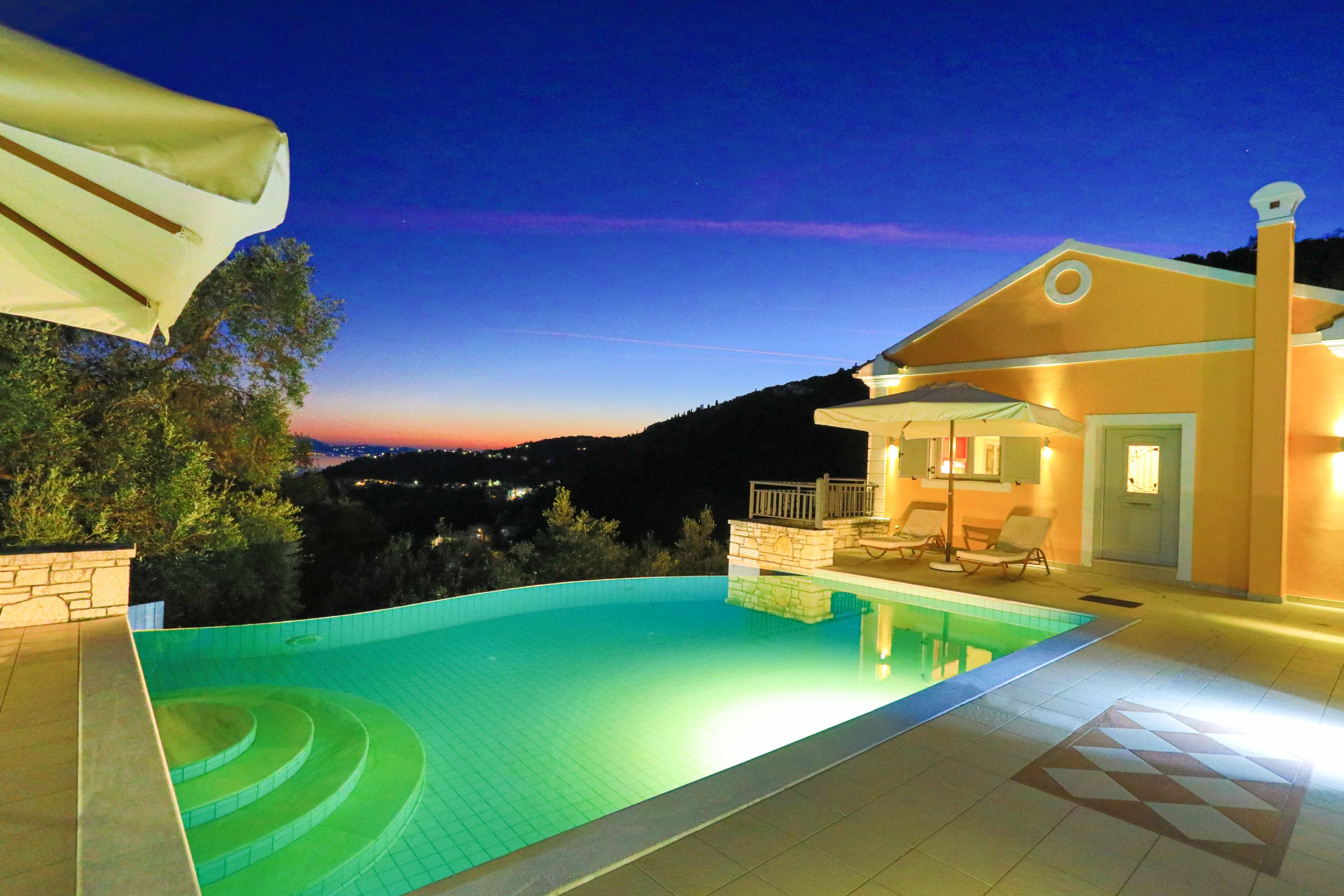 Villa Kalamia, private pool and amazing views of Kalami