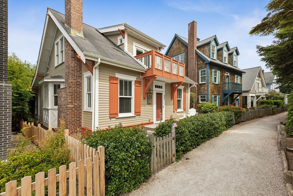 Welcome to Coyote Cottage