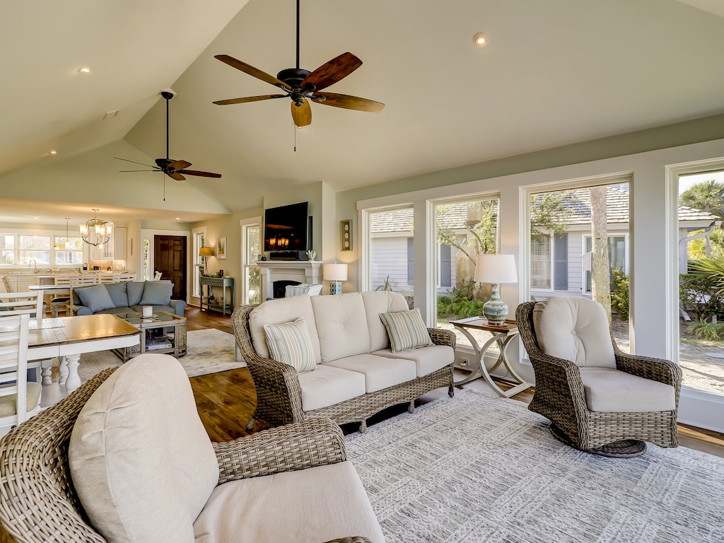 Lovely Great Room at 47 Lands End