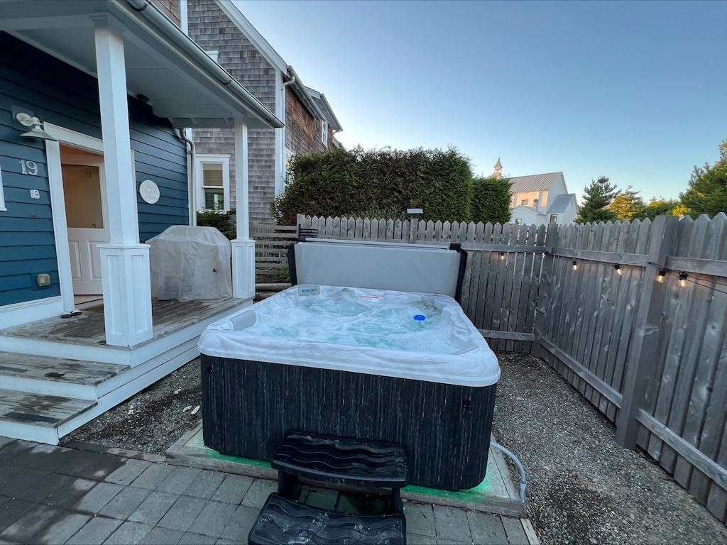 Private hot tub