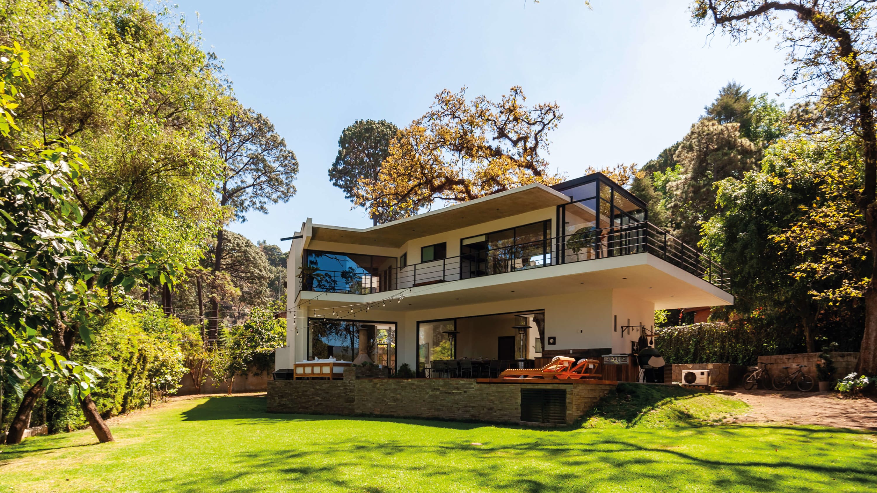 Property Image 1 - House with large terrace and pool in Avándaro