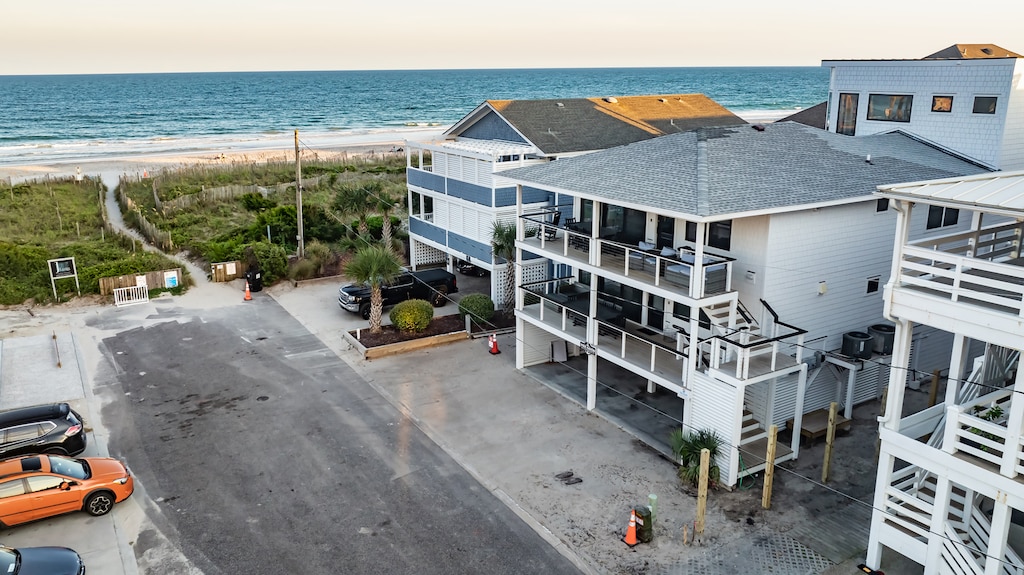 Close proximity to the beach