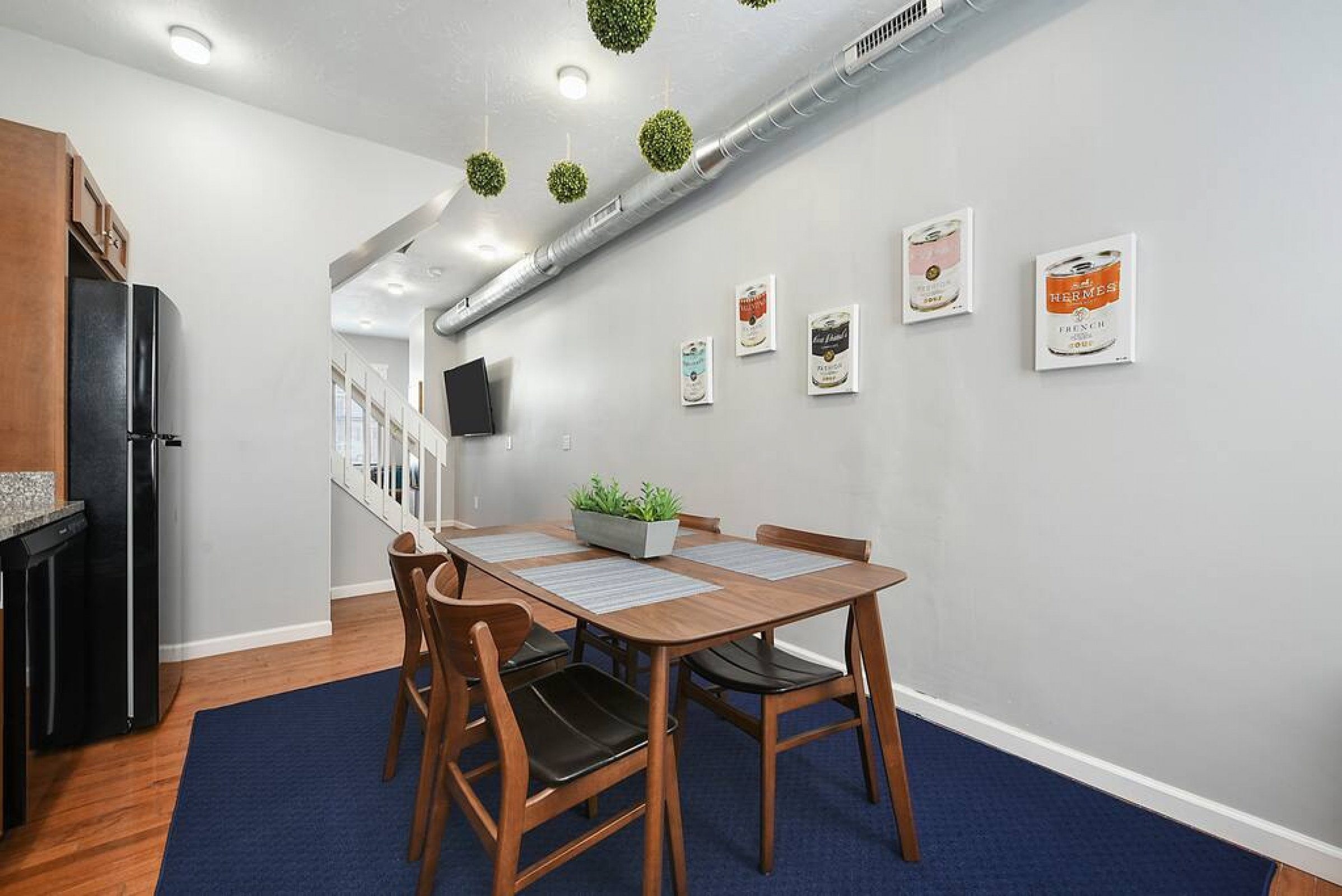 Property Image 2 - The Emlin - directly behind Fig & Ash, great walk-to-everything location