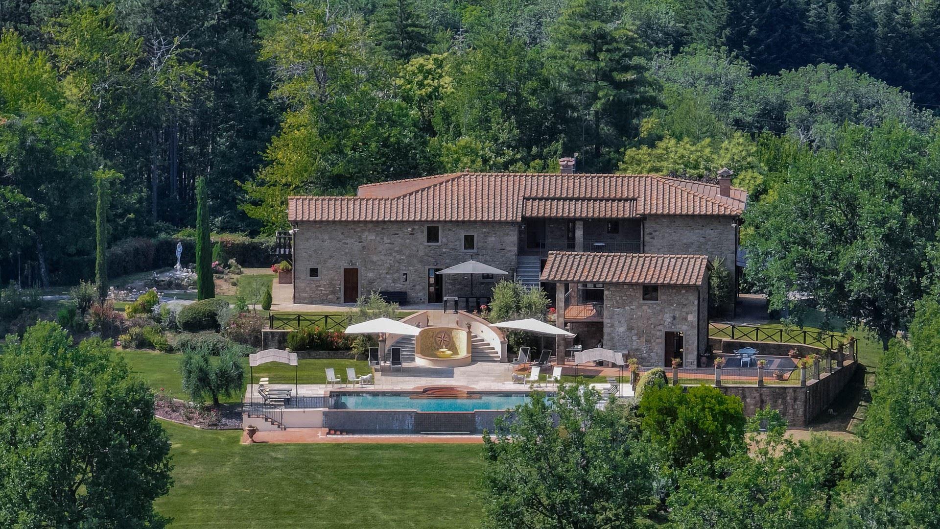 Property Image 2 - Villa Striano