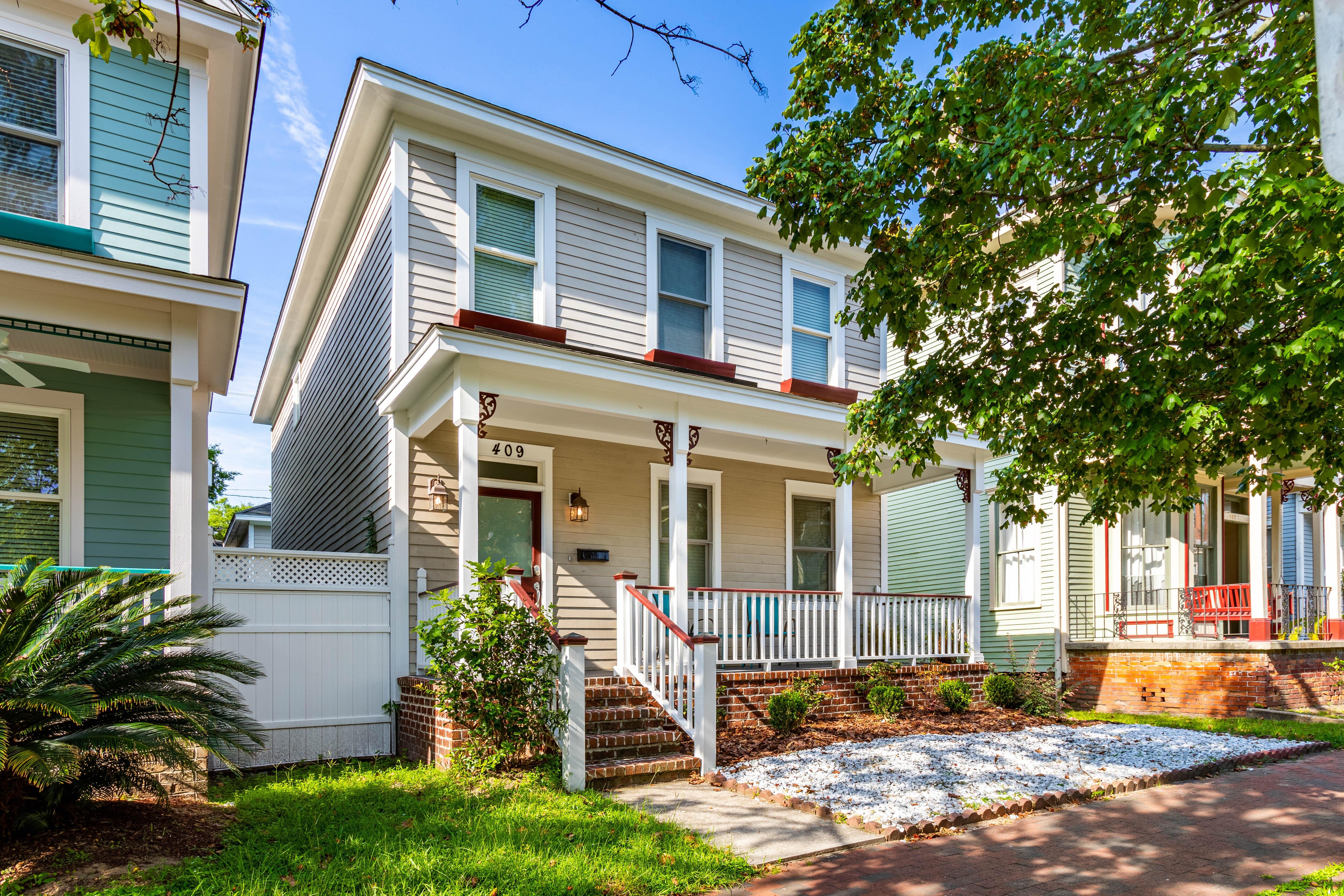 Property Image 2 - Happy Times on Park Main + Carriage